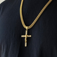 CHAÎNE MAILLE ROYALE 6 MM + PENDENTIF CROIX CRISTO | ZIRCONS