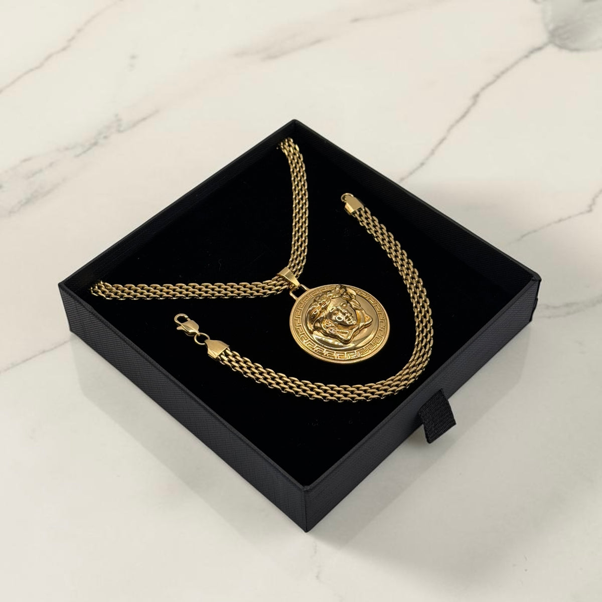 ENSEMBLE MAILLE ROYALE 6 MM + PENDENTIF MEDUSA GRECA