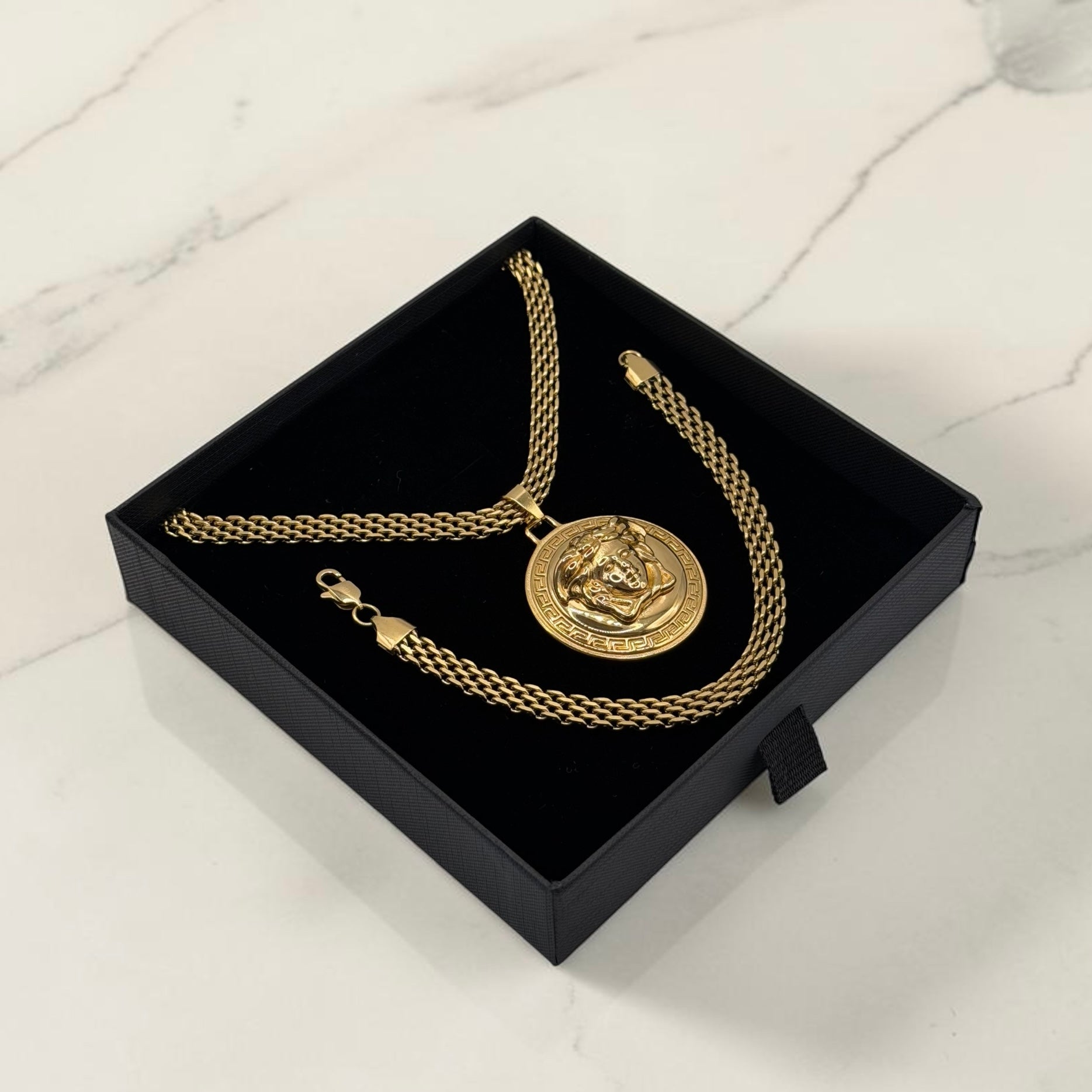 ENSEMBLE MAILLE ROYALE 6 MM + PENDENTIF MEDUSA GRECA