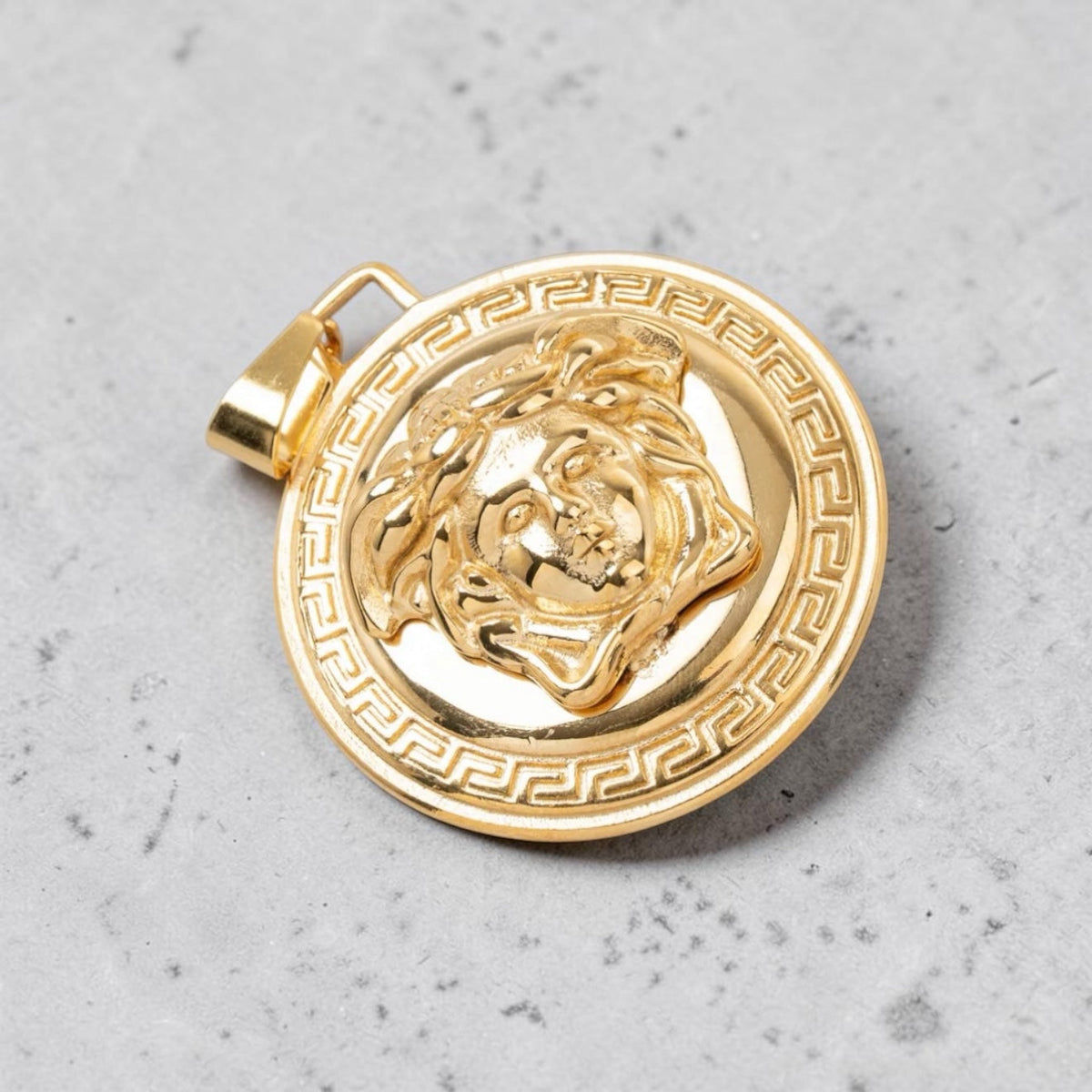 Pendentif Medusa Greca