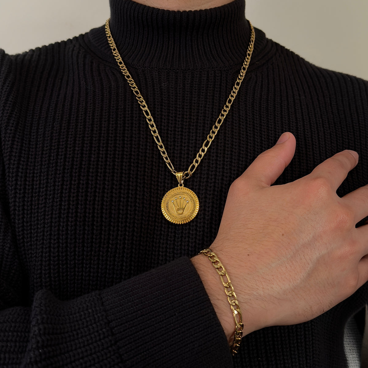 ENSEMBLE FIGARO + PENDENTIF COURONNE