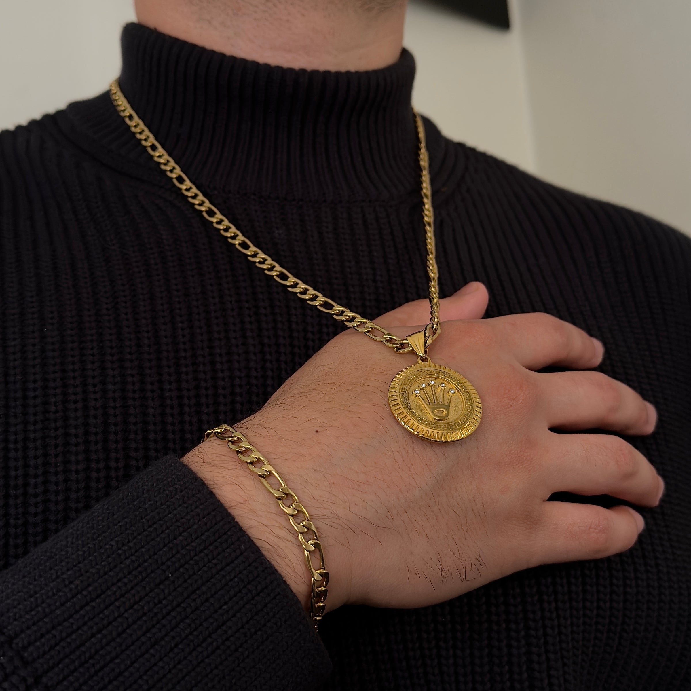 ENSEMBLE FIGARO + PENDENTIF COURONNE